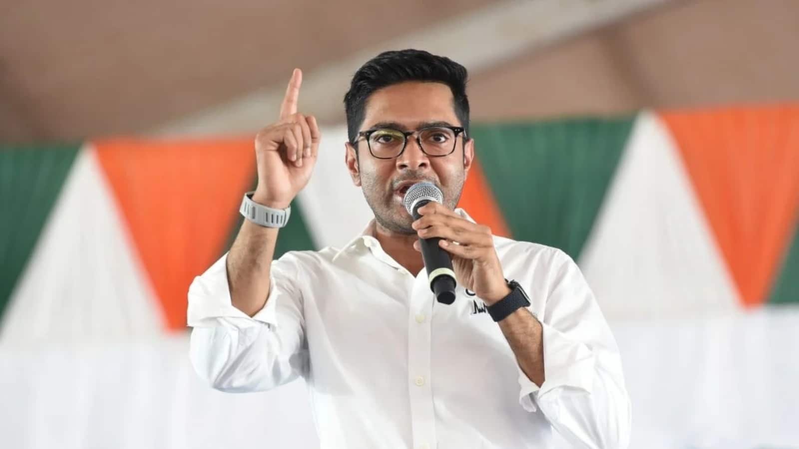 Abhishek Banerjee FIR: TMC सांसद अभिषेक बनर्जी की बढ़ीं मुश्किलें, अमित शाह को धमकी देने और भड़काऊ भाषण को लेकर FIR दर्ज