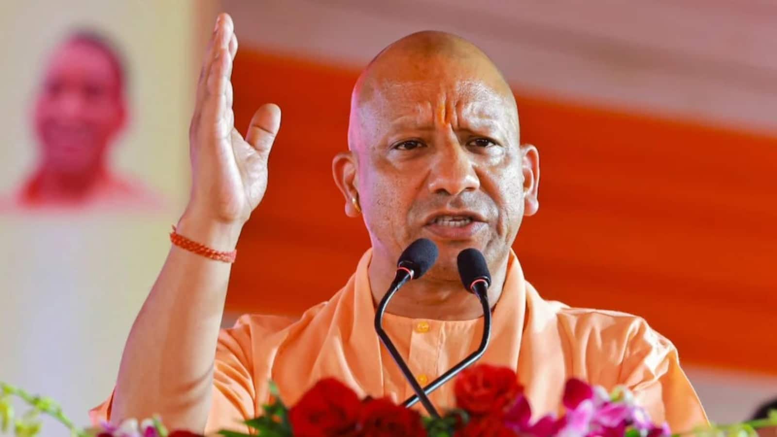Yogi Adityanath: "सार्वजनिक जगहों पर कुर्बानी नहीं", बकरीद से पहले सीएम योगी के कड़े निर्देश