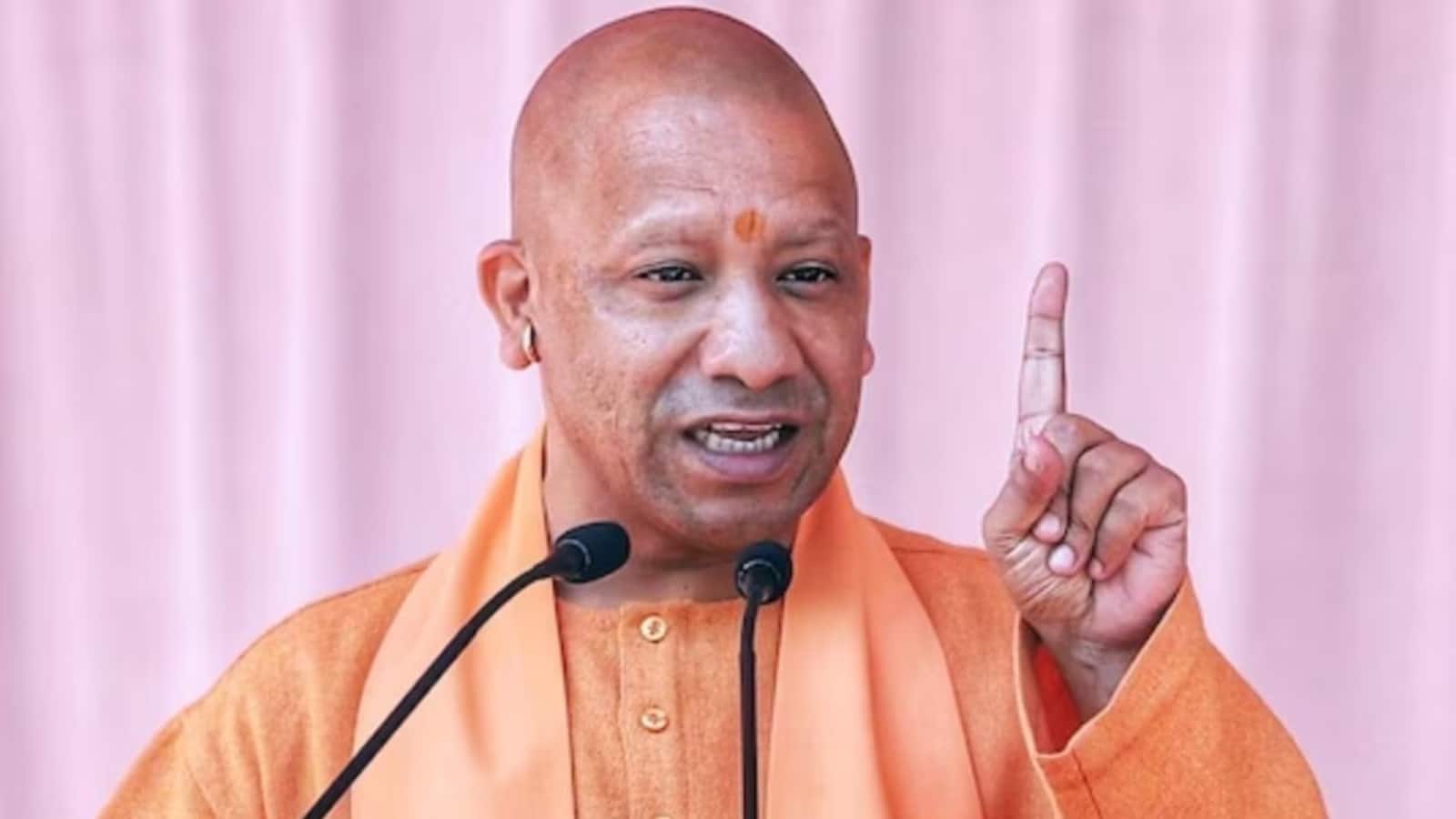 योगी सरकार का बड़ा प्रस्ताव: वर्क फ्रॉम होम से लेकर नो व्हीकल डे तक, क्या बदल जाएगी यूपी की तस्वीर?