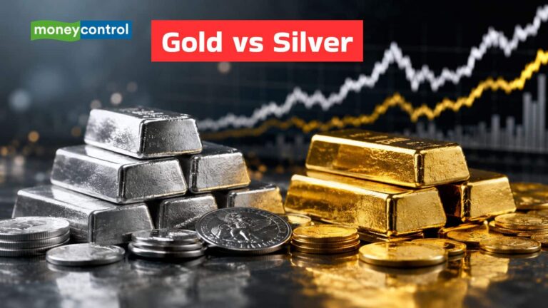 Gold vs Silver: एक साल में 140% उछली चांदी, इन 5 कारणों के चलते सोने से दिया बेहतर रिटर्न