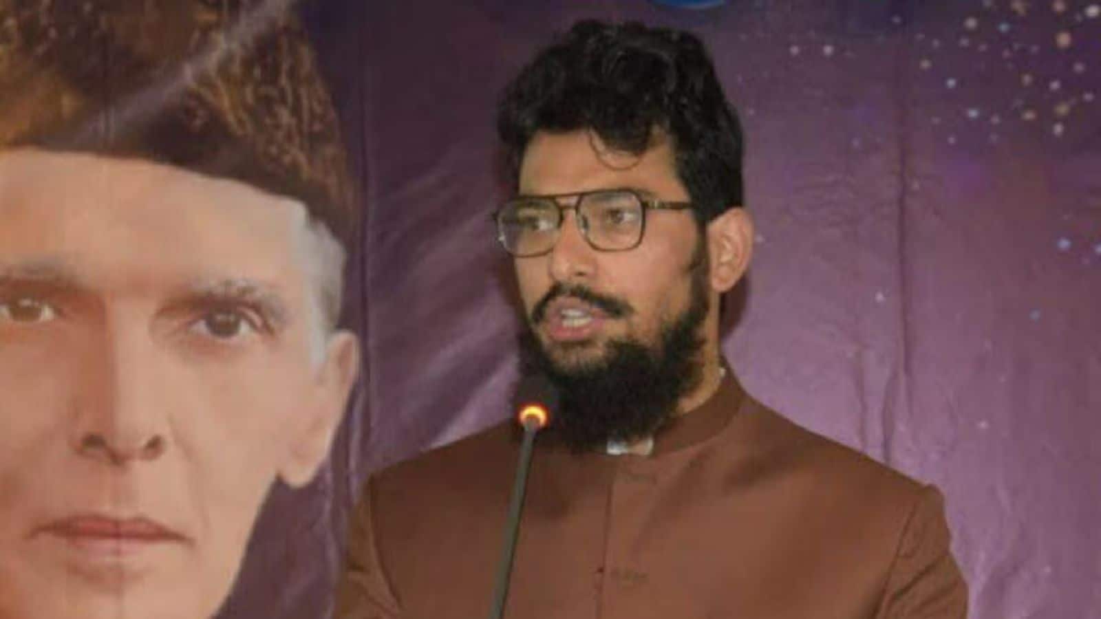VIDEO: पुलवामा हमले के मास्टरमाइंड हमजा बुरहान के जनाजे में जुटा मजमा, दिखे कई मोस्ट वांटेड आतंकी