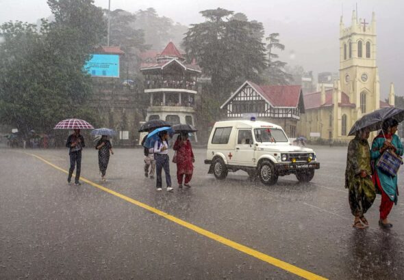 IMD Rain Alert: 28 मई से यूपी में भयानक आंधी-तूफान, बवंडर और बारिश का अलर्ट! इन 3 दिनों में आपके जिले में ऐसा रहेगा मौसम