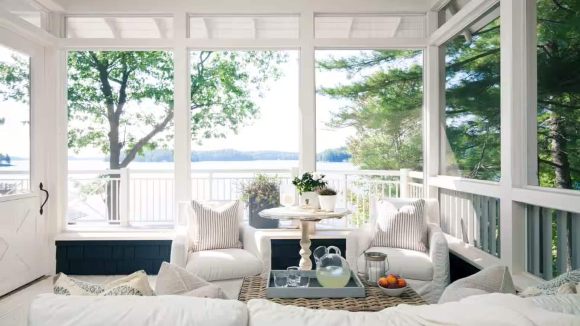 Home decor ideas: इंटीरियर डिजाइनर से जानिए वो 3 आसान टिप्स जिनसे गर्मियों में आपका घर दिखेगा लग्जरी और रहेगा ठंडा