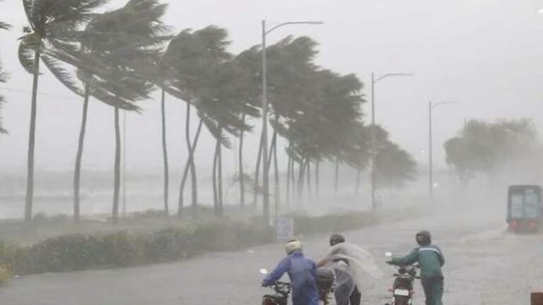 आज का मौसम 16 मई: IMD ने इन 19 राज्यों में 50kmph वाले तूफान और भारी बारिश का अलर्ट दिया, बिहार में आएगा भयानक थंडरस्क्वॉल