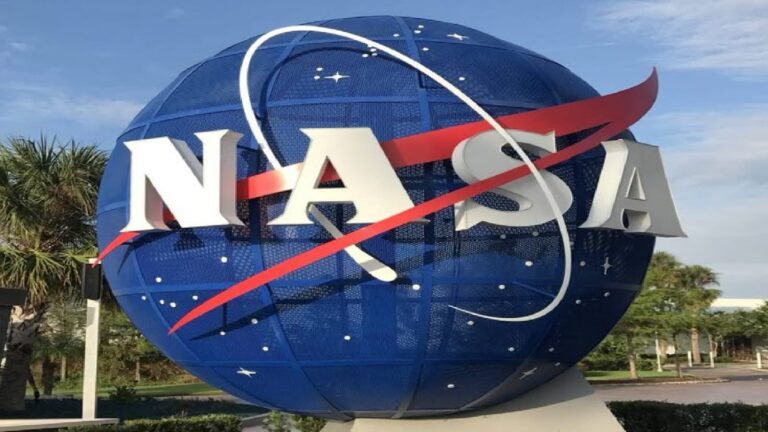 How to Join NASA: चांद-सितारों की दुनिया को करीब से जानने के लिए जॉइन करना चाहते हैं नासा, तो यहां समझें पूरी डीटेल