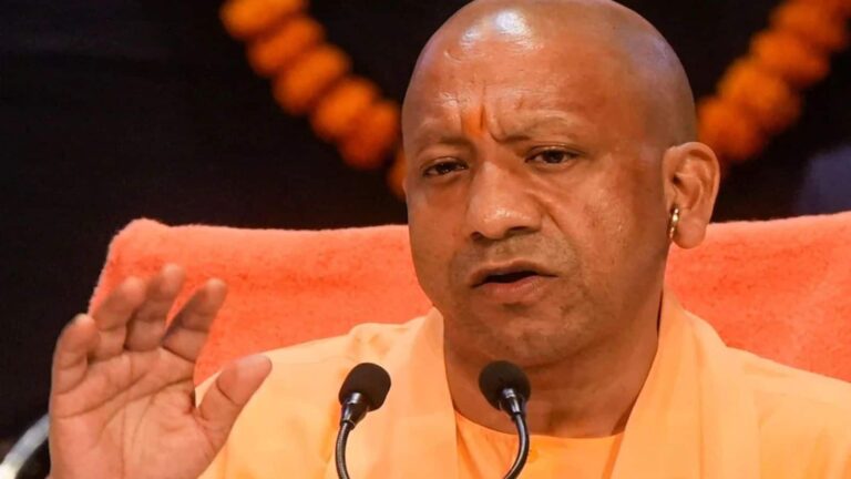 यूपी में 57694 ग्राम प्रधानों का कार्यकाल खत्म होने से कुछ घंटों पहले CM योगी ने लिया बड़ा फैसला, इसे विस्तार से समझिए