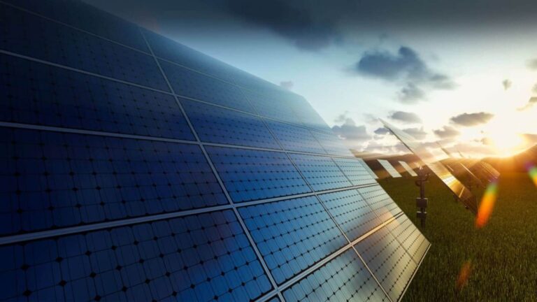 Premier Energies Share Price: ₹2055 करोड़ की ब्लॉक डील पर शेयर धड़ाम, 3% के उछाल के बाद आया 3% नीचे
