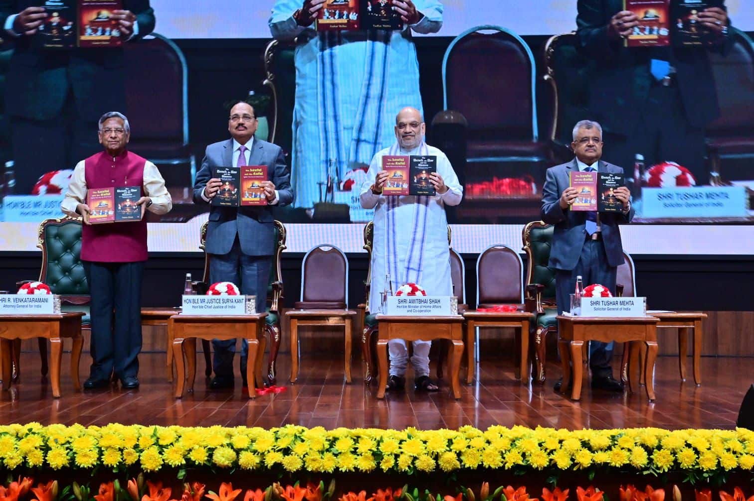 सॉलिसिटर जनरल तुषार मेहता... जामनगर से दिल्ली तक का ये सफर रहा है शानदार!