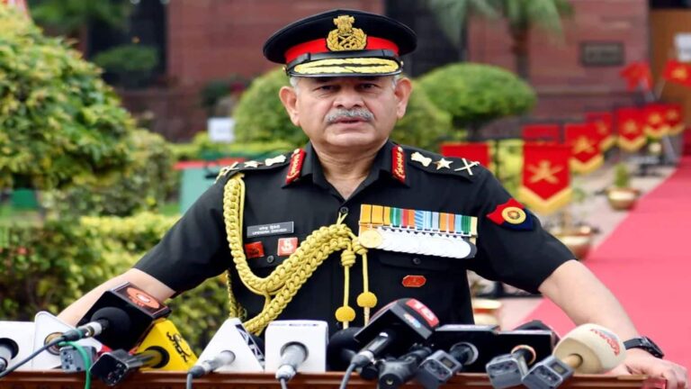 Operation Sindoor 2.0: 'ऑपरेशन सिंदूर 2.0 की तैयारी कर रहा है भारत'; सेना प्रमुख जनरल उपेंद्र द्विवेदी के बयान से पाकिस्तान की उड़ी नींद