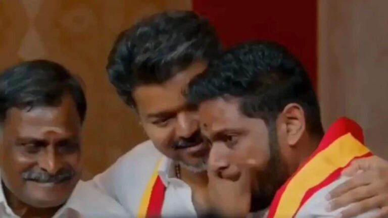 Tamil Nadu Result: कौन हैं आर. सबरीनाथन? विजय के ड्राइवर के बेटे ने दिग्गज DMK नेता को दी मात, हर जगह हो रही चर्चा