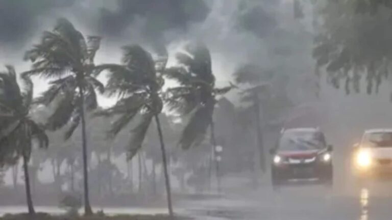 IMD Heavy Rain Alert: इन 14 राज्यों में 50-60kmph स्पीड वाले बवंडर के साथ हैवी बारिश का अलर्ट, 26 मई तक ऐसा रहेगा मौसम