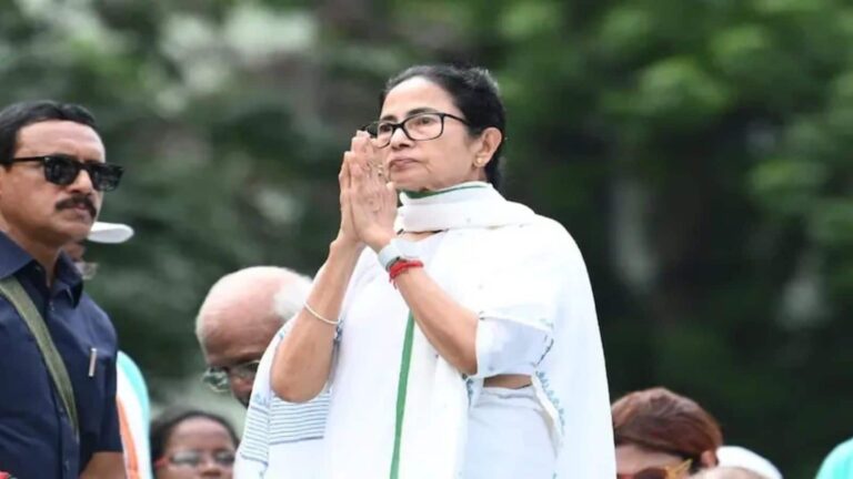 Mamata Banerjee: 'सिर्फ 13 % वोट गिने गए, BJP के प्लान में मत फंसो...', पश्चिम बंगाल चुनाव के रुझान में पिछड़ीं ममता का तीखा पलटवार