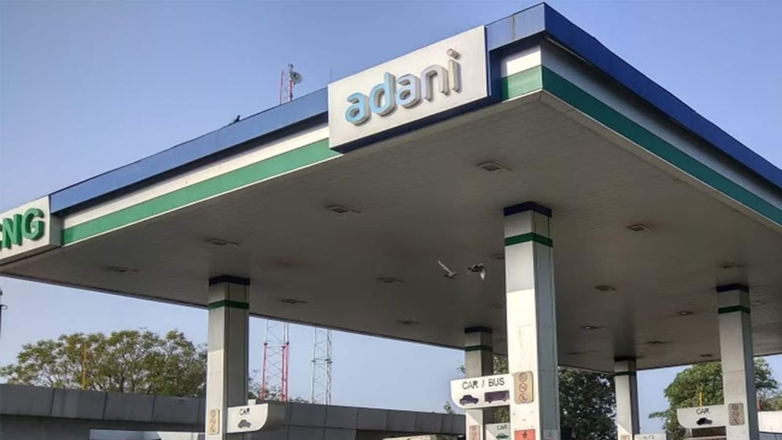 Adani Total Gas के शेयरों की तूफानी तेजी, 5 ही दिन में 32% रिटर्न, निकाल लें मुनाफा या अभी और बढ़ेगा पैसा?