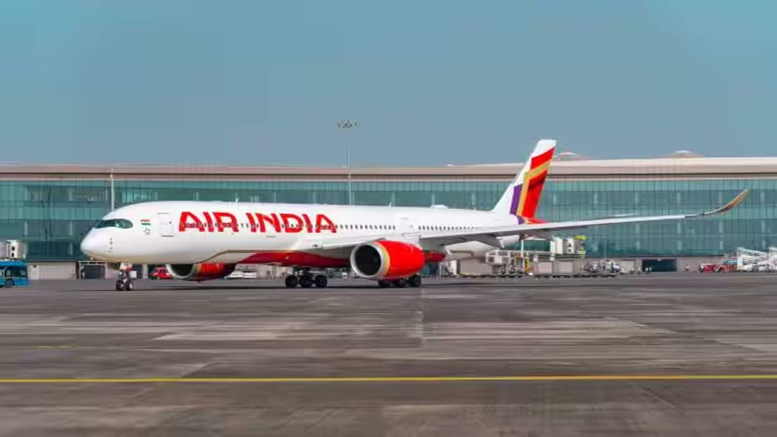 मुश्किल दौर के बीच Air India करेगी छंटनी? टाउनहॉल में क्या डिटेल आई सामने