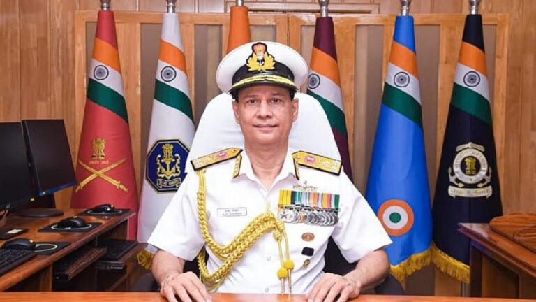 वाइस एडमिरल अजय कोचर ने 48वें नौसेना उप प्रमुख के रूप में संभाला पदभार, समुद्री रणनीति में है लंबा अनुभव