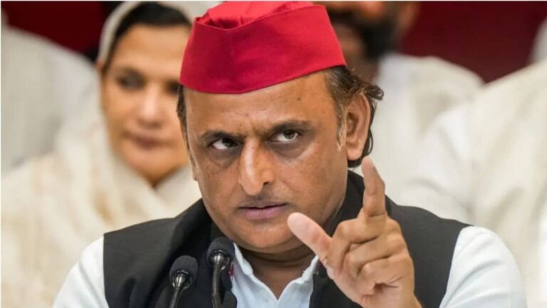 'भाजपा की आंखों में दीदी खटकती हैं, इसके संघी साथी...', ममता बनर्जी की हार पर सांत्वना देने पहुंचे अखिलेश यादव ने BJP पर साधा निशाना