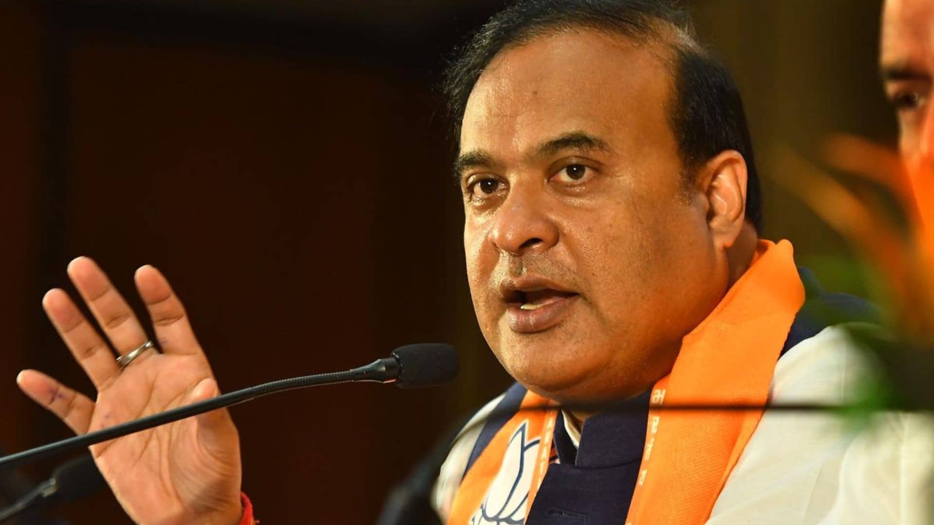 BREAKING: असम से बड़ी खबर, CM हिमंता ने मुख्यमंत्री पद से दिया इस्तीफा