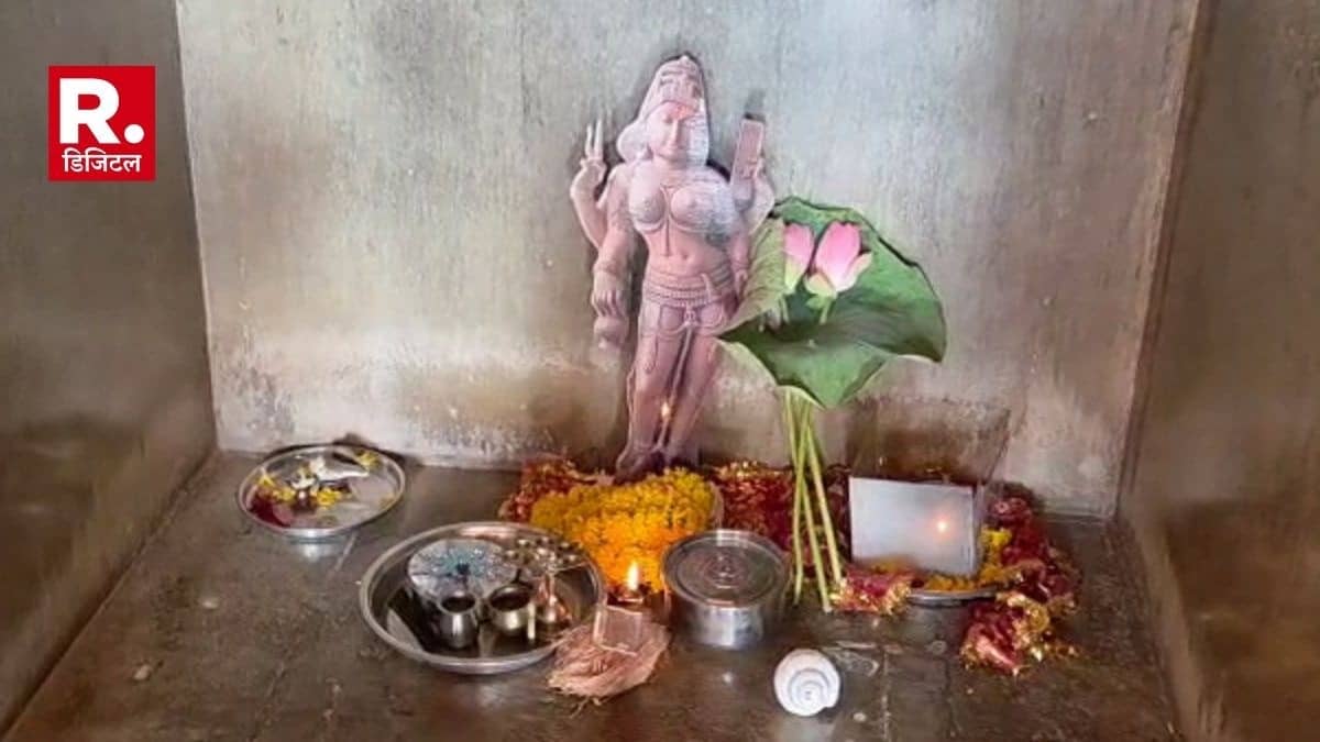 छावनी में तब्दील भोजशाला, शुक्रवार हो होगी महाआरती... प्रशासन ने किया फ्लैगमार्च; सोशल मीडिया पर अफवाह फैलाने वाले को प्रशासन की खुली चेतावनी