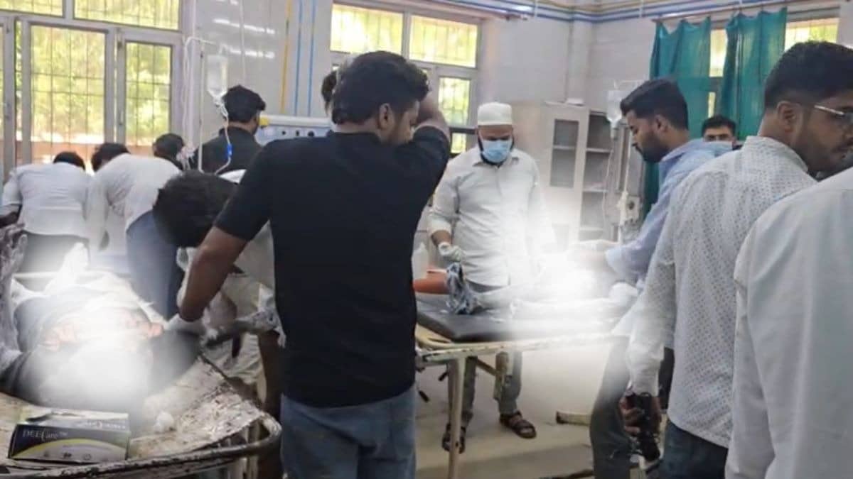 UP: बिजनौर में 5 मासूम बच्चे गर्म राख की चपेट में आए, 30-50 प्रतिशत तक झुलसे... बाग में आम लेने गए थे, तभी मची चीख-पुकार