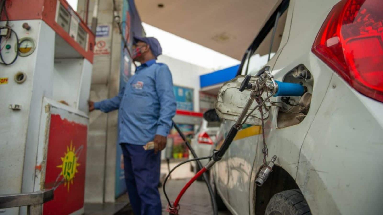 CNG Price Today: मुंबई में CNG की कीमतें बढ़ने के बाद आपके शहर में क्या है दाम? देखें दिल्ली, यूपी और बिहार की ताजा रेट लिस्ट