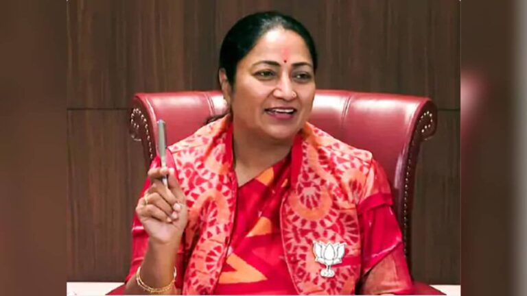 दिल्ली के कोई भी सरकारी कर्मचारी अगले 6 महीनों तक नहीं खरीद सकेंगे गाड़ी, CM रेखा गुप्ता ने लगाई रोक; ट्रांसपोर्ट अलाउंस 10% बढ़ाया