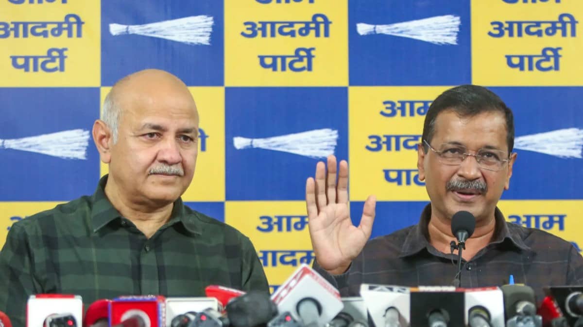 अब जस्टिस स्वर्ण कांता पर पोस्ट मामले में फंसे केजरीवाल-सिसोदिया, हाई कोर्ट ने जारी किया अवमानना नोटिस, 4 हफ्तों में देना होगा जवाब