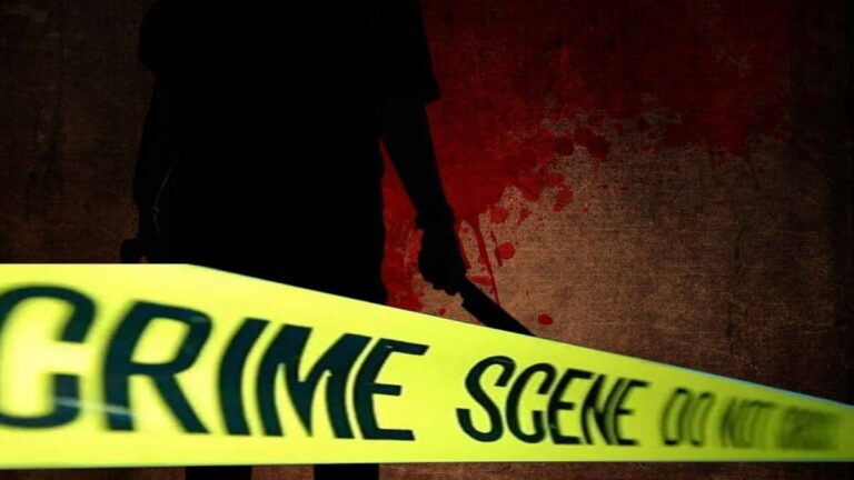 Delhi Crime: डबल मर्डर से दहली दिल्ली, गोविंदपुरी इलाके में मां-बेटे की धारदार हथियार से हत्या; घर के किचन में खून से लथपथ मिली लाश