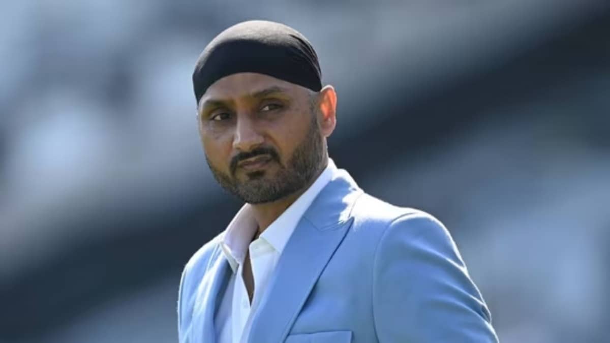 'मुझे गद्दार कहने वालों पहले अपने लोगों से पूछो पंजाब की राज्यसभा सीट कितने में बेची और लाला को माल...', हरभजन सिंह ने खोली AAP की पोल