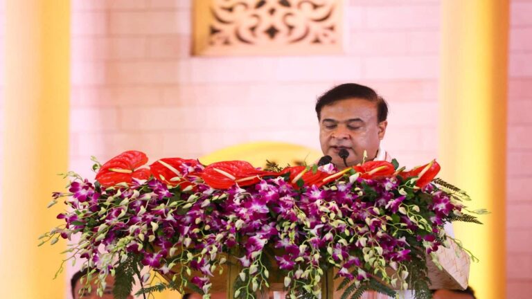 Assam News: हिमंत बिस्व सरमा कैबिनेट ने UCC ड्राफ्ट को दी मंजूरी, कई शादियों और लिव-इन रिलेशन को लेकर इसमें क्या है सब जानिए