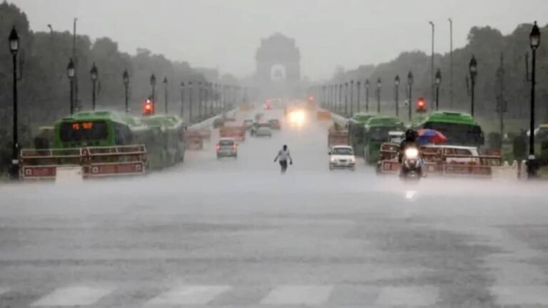 शाम में फिर होगी बारिश... दिल्ली समेत NCR के कई हिस्सों में धूल भरी आंधी की चेतावनी, IMD ने जारी किया अलर्ट