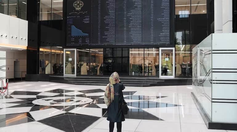 Tehran Stock Exchange: ईरान का शेयर बाजार 80 दिनों बाद खुला, जानिए कैसा रहा पहला सत्र