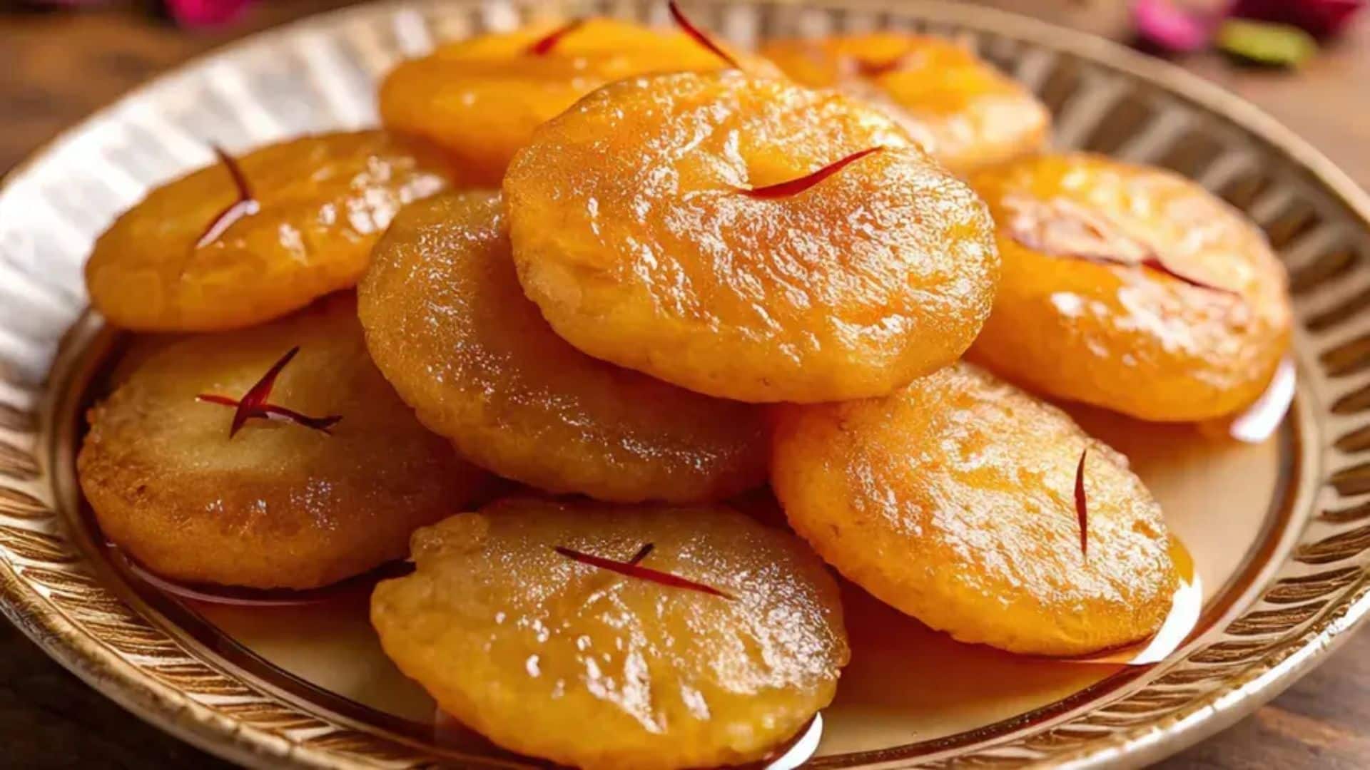 One District One Cuisine: देवरिया के 'शाही मालपुआ' का स्वाद चखकर उंगलियां चाटती है दुनिया, जानिए इस पारंपरिक मिठास की रसीली कहानी