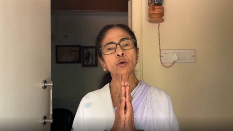 TMC में नहीं थम रहा बगावत का सिलसिला, चुनाव में हार के बाद ममती बनर्जी को झटके पर झटका; अब दो और पार्षदों ने दिया इस्तीफा