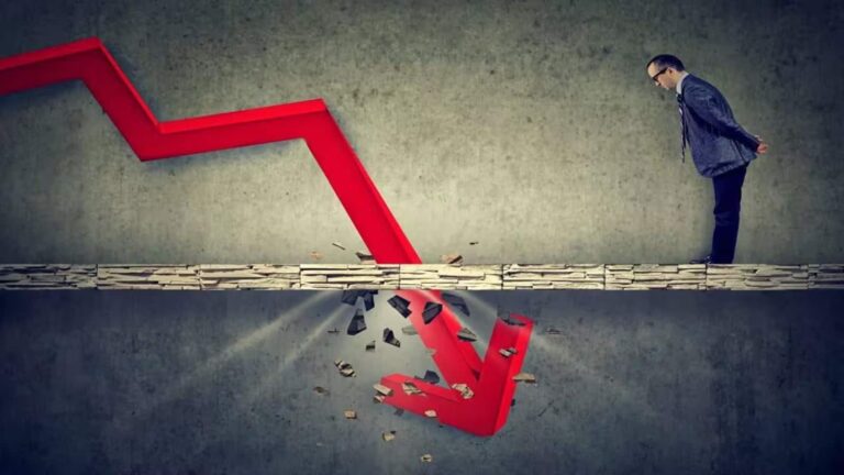 Sensex में 1100 अंकों की गिरावट, 3 वजहों से मार्केट में हाहाकार, Nifty भी आया 23850 के नीचे