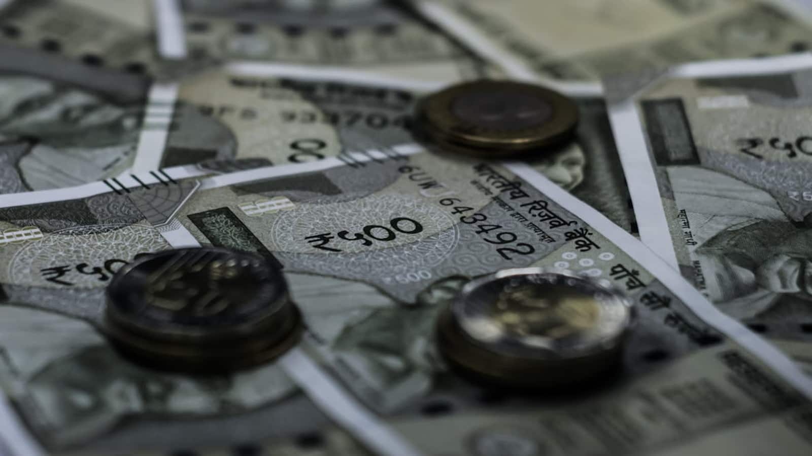 Mutual Fund News: चार साल में ₹10000 बना ₹18945, 14% की रफ्तार से बढ़ा इस फंड में निवेश