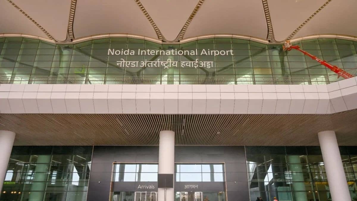 Noida Airport: इंतजार खत्म, इस तारीख से नोएडा एयरपोर्ट से शुरू होगी उड़ान, इंटरनेशनल फ्लाइट को लेकर आया नया अपडेट