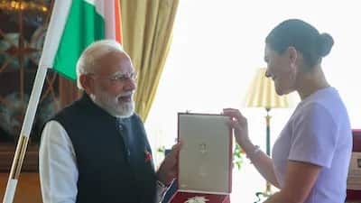 PM Modi: स्वीडन के सर्वोच्च सम्मान से हुए सम्मानित हुए पीएम मोदी, मिला 31वां वैश्विक पुरस्कार