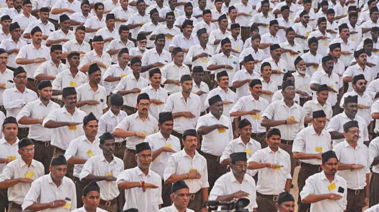 West Bengal Election: पश्चिम बंगाल में बीजेपी 200 के पार, इसके लिए संघ ने बनाई थी क्या स्ट्रेटेजी?
