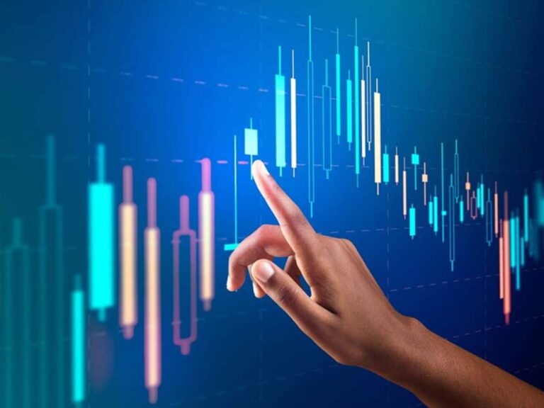 Share Market Live Update: सेंसेक्स 100 अंक टूटा, निफ्टी 23900 के नीचे, ONGC का शेयर 4% गिरा
