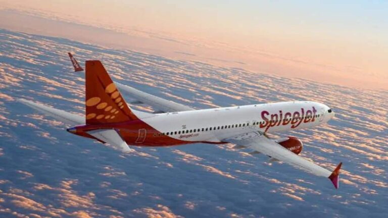 SpiceJet से GST विभाग ने मांगा ₹124 करोड़ का टैक्स, रद्द भी हो सकता है रजिस्ट्रेशन; शेयर में बड़ी गिरावट का अंदेशा