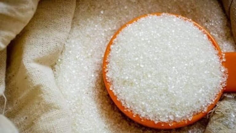 Agri Commodity: इंटरनेशनल मार्केट में चीनी की कीमतों में गिरावट, उड़ा हल्दी का रंग, जानें अन्य एग्री कमोडिटी का कैसा है हाल
