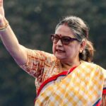West Bengal: बंगाल चुनाव में हारते ही ममता बनर्जी को झटके पे झटका, अब सांसद काकोली घोष ने TMC में सभी पदों से दिया इस्तीफा