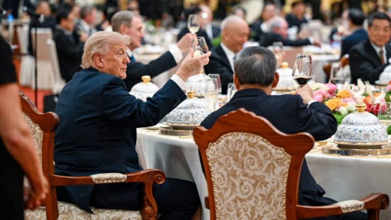 Trump's Chinese Menu: भुनी हुई बतख, लॉबस्टर, तिरामिसू... चीन ने ट्रंप को क्या-क्या खिलाया, फुल फूड मेन्यू देखिए