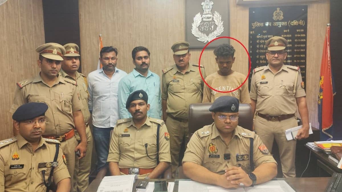 UP: मां को प्रेमी के साथ आपत्तिजनक हालत में देख बौखलाया बेटा, ईंट से कूचकर युवक को उतारा मौत के घाट