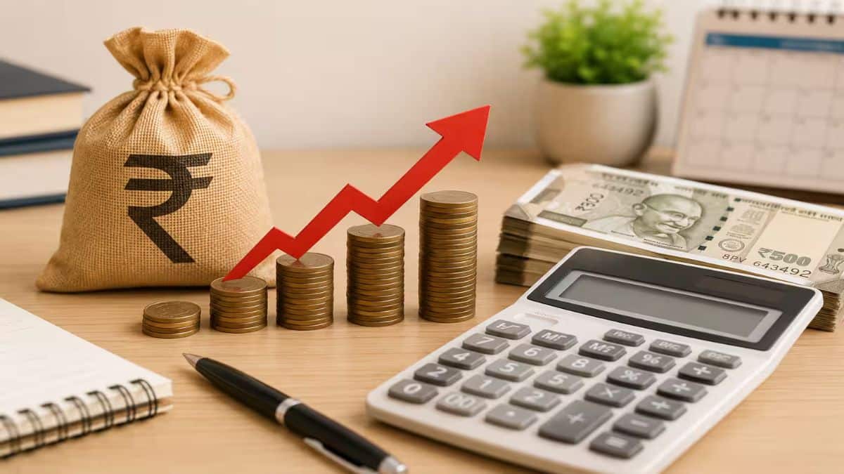 8th Pay Commission: केंद्रीय कर्मचारियों के लिए बड़ी खुशखबरी! इस महीने से बढ़कर आएगी सैलरी; सरकार करने जा रही बड़ा ऐलान