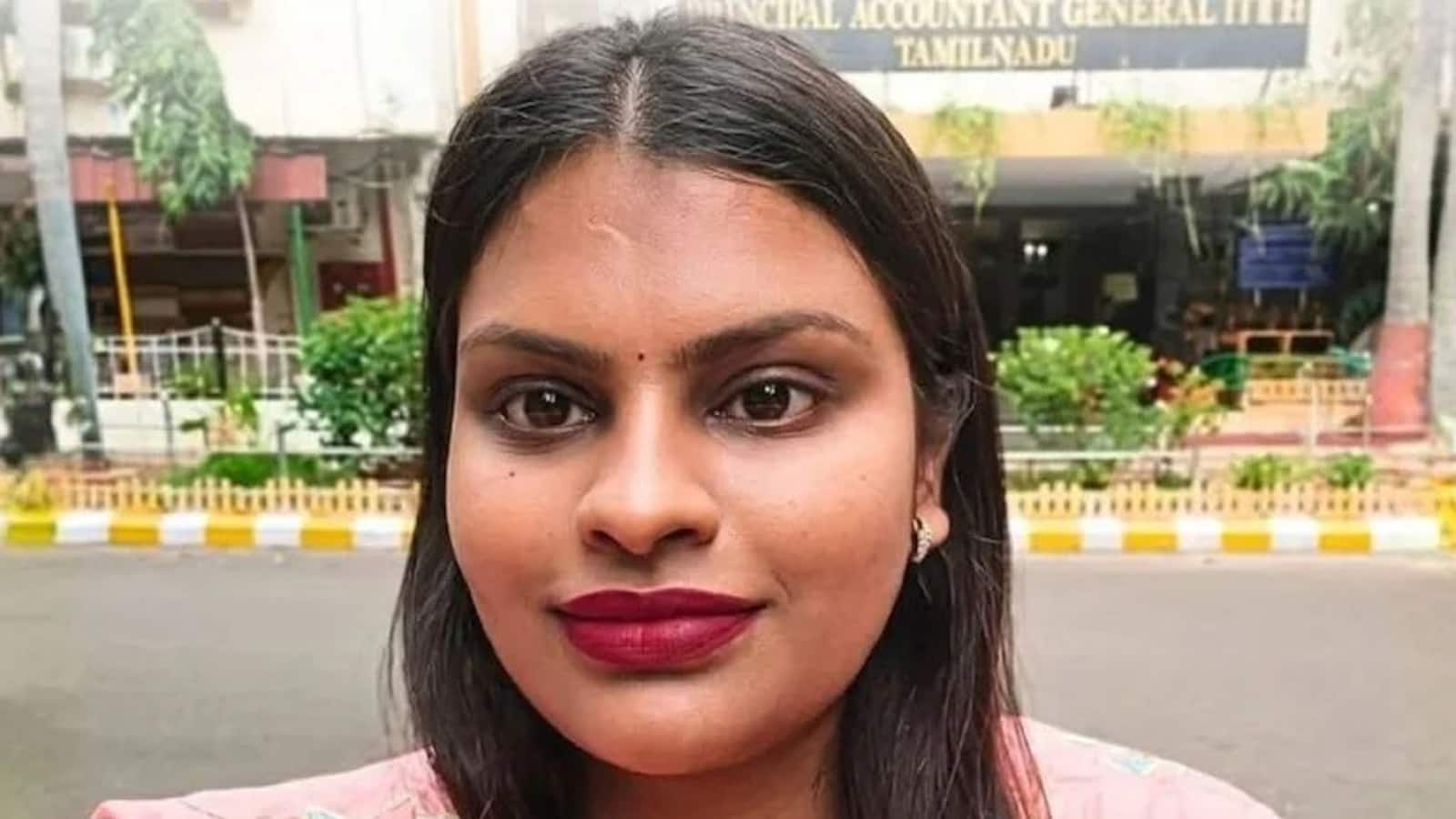 Charu Pandey Success Story: उम्र 23 और 19 सरकारी नौकरी की परीक्षाएं पास करने की दिलचस्प सफलता है छत्तीसगढ़ की चारु के नाम दर्ज, अब 15 अगस्त को राष्ट्रपति मुर्मू से मिलेगा गोल्ड मेडल