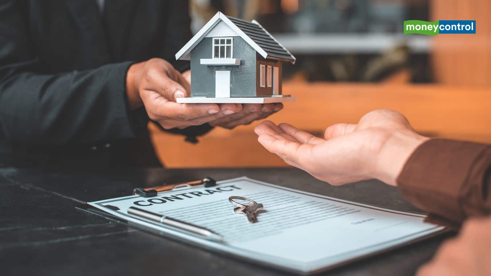 Home Loan EMI: होम लोन की EMI चूक गए? जानिए कितना बड़ा हो सकता है नुकसान