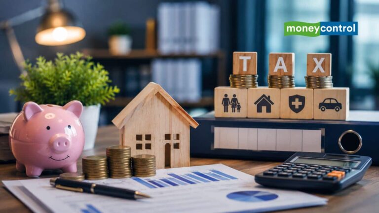 ITR Filing 2026: कंपनी ने न्यू टैक्स रिजीम में काट लिया टैक्स, क्या तब भी चुन सकते हैं ओल्ड टैक्स रिजीम?