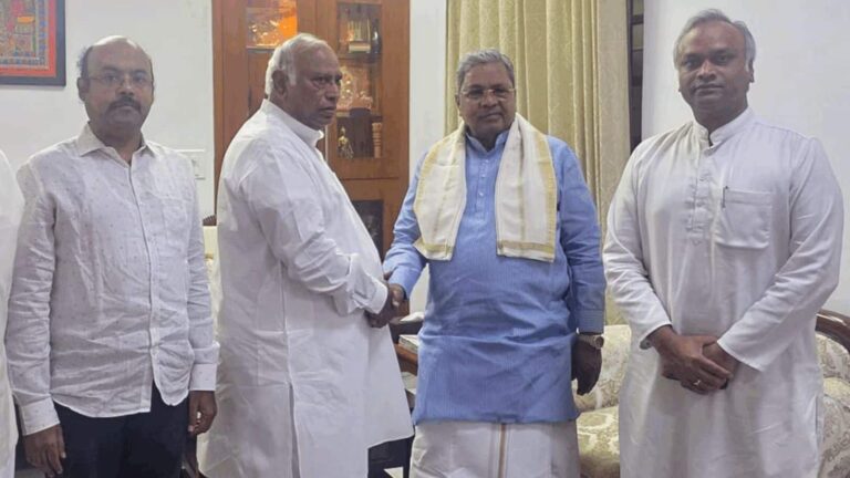 Karnataka Politics: सिद्धारमैया के बेटे यतींद्र या प्रियांक खड़गे...कौन बनेगा कर्नाटक का डिप्टी सीएम? नई मुसीबत में फंसी कांग्रेस