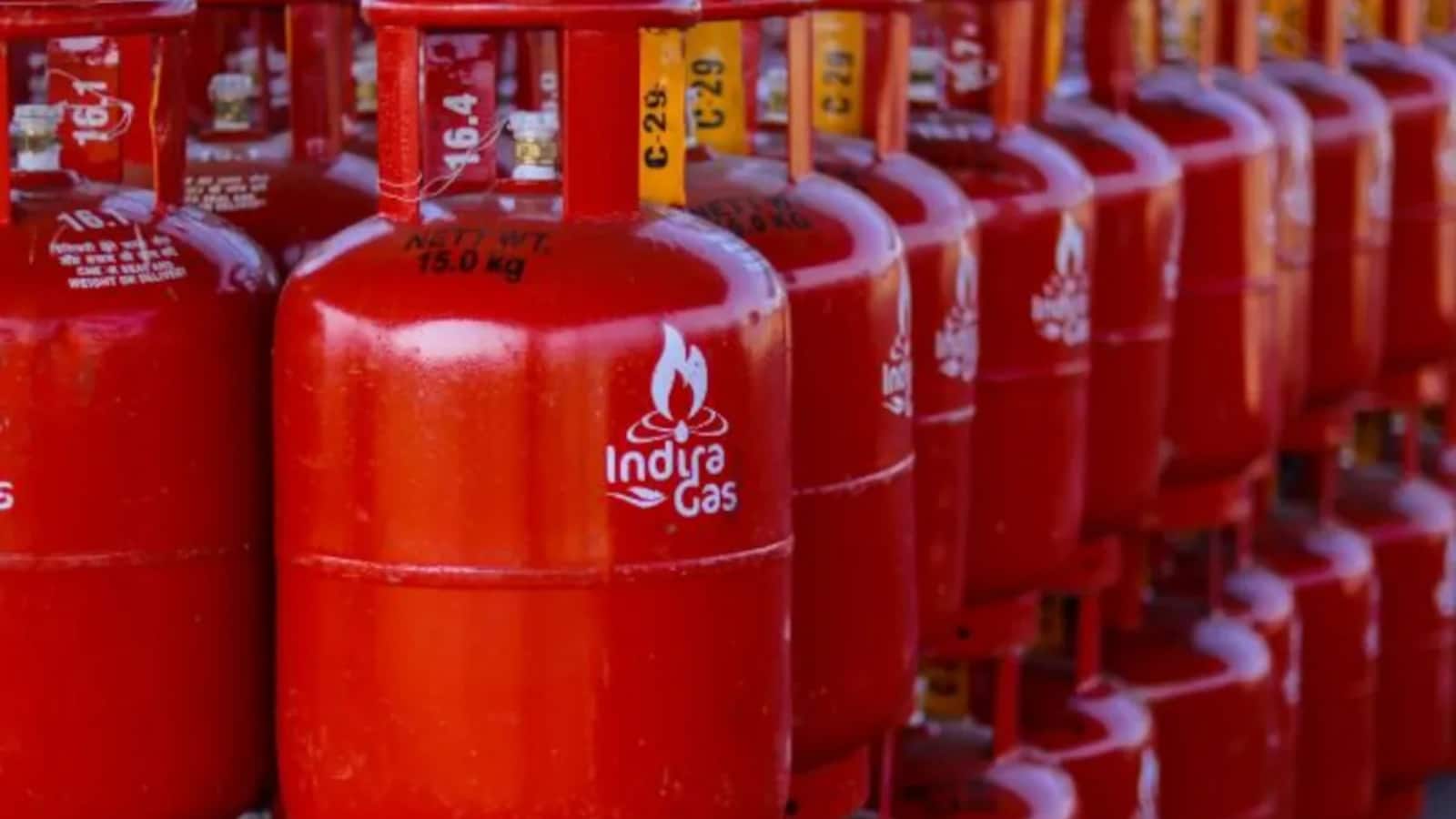 LPG Price Today: LPG सिलेंडर के ताजा दाम जारी! जानें आपके शहर में 14 और 19 किलो सिलेंडर की क्या है कीमत
